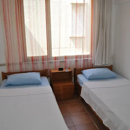 Set Arat & Pensionat *