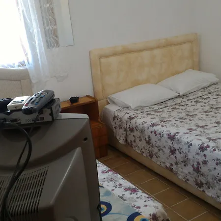 Set Arat & Pensionat