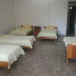 Set Arat & Vendégház *