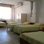 Set Arat & Vendégház Akçay