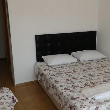 Set Arat & Maison d'hôtes *